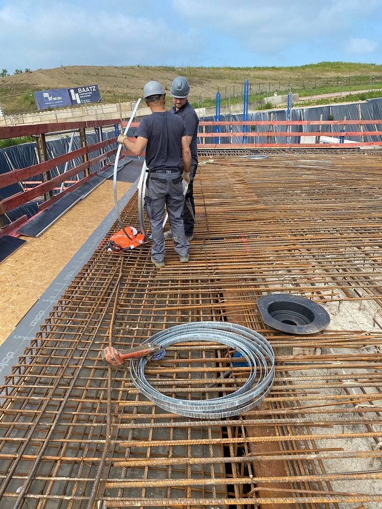 3. Préparation de la bande de terre en acier galvanisé